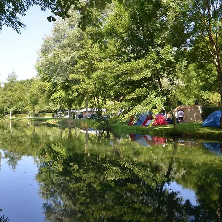Camping La Rivière****